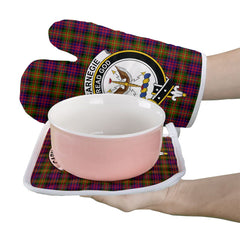 Carnegie Modern Tartan Crest Oven Mitt And Pot Holder (2 Oven Mitts + 1 Pot Holder)