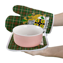 Copeland Tartan Crest Oven Mitt And Pot Holder (2 Oven Mitts + 1 Pot Holder)