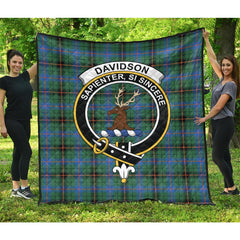 Davidson Ancient Tartan Crest Quilt