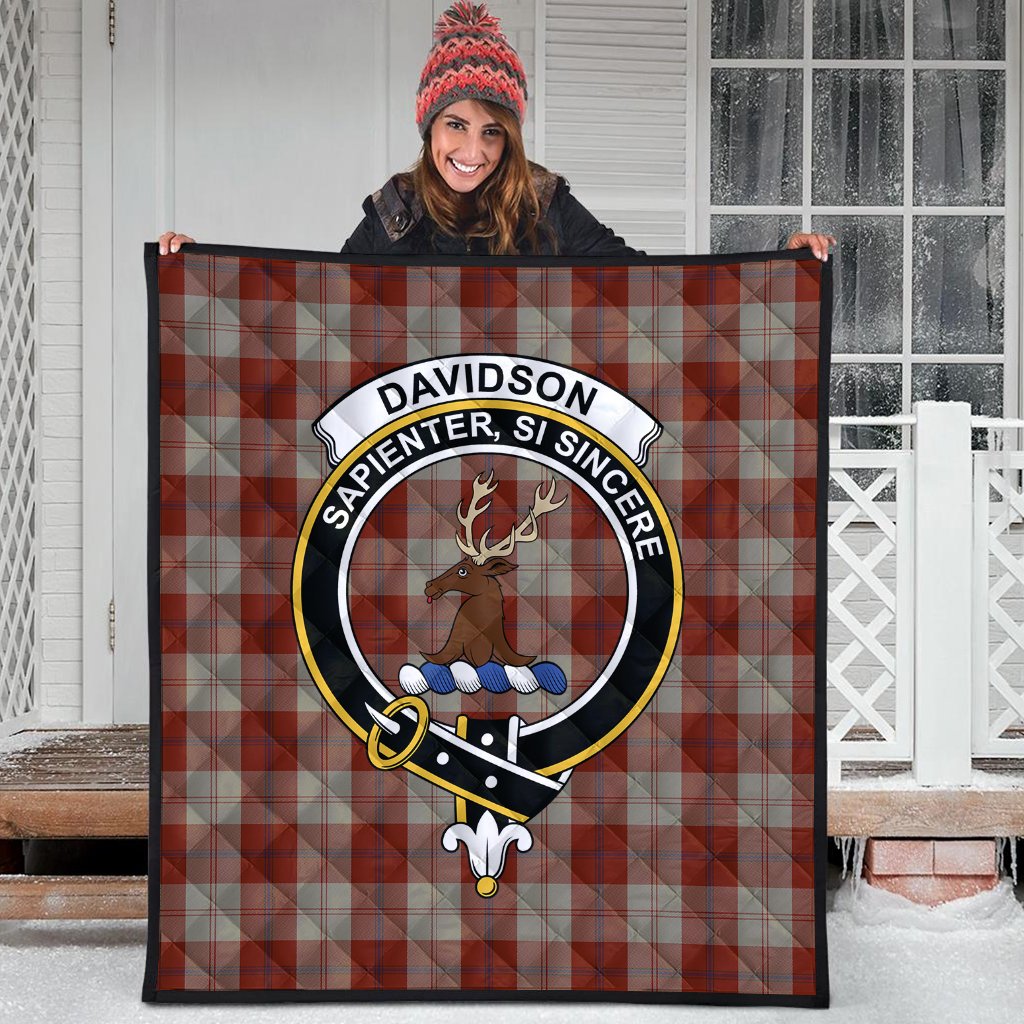Davidson Dress Dancers Tartan Crest Quilt
