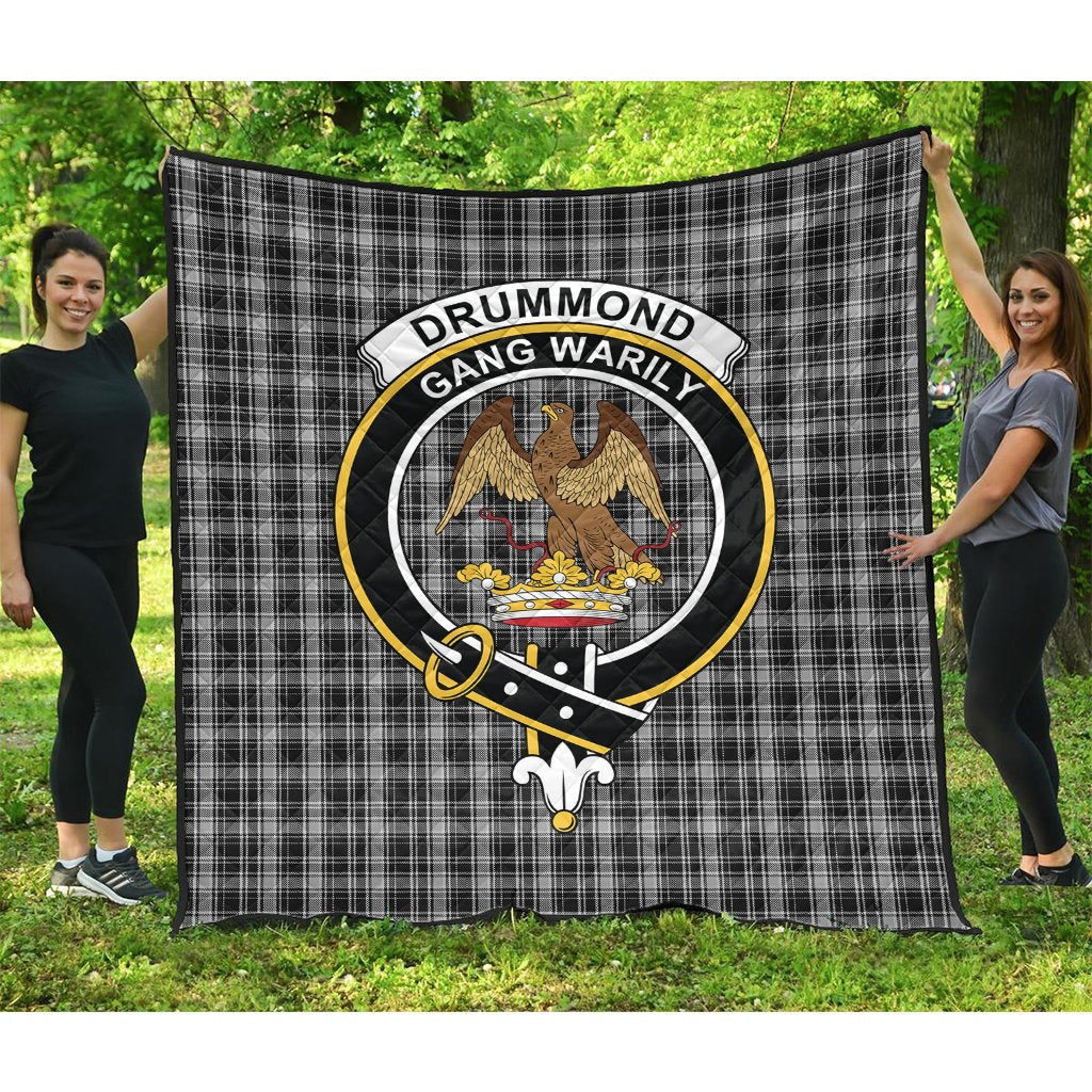 Drummond Grey Originaux Tartan Crest Quilt