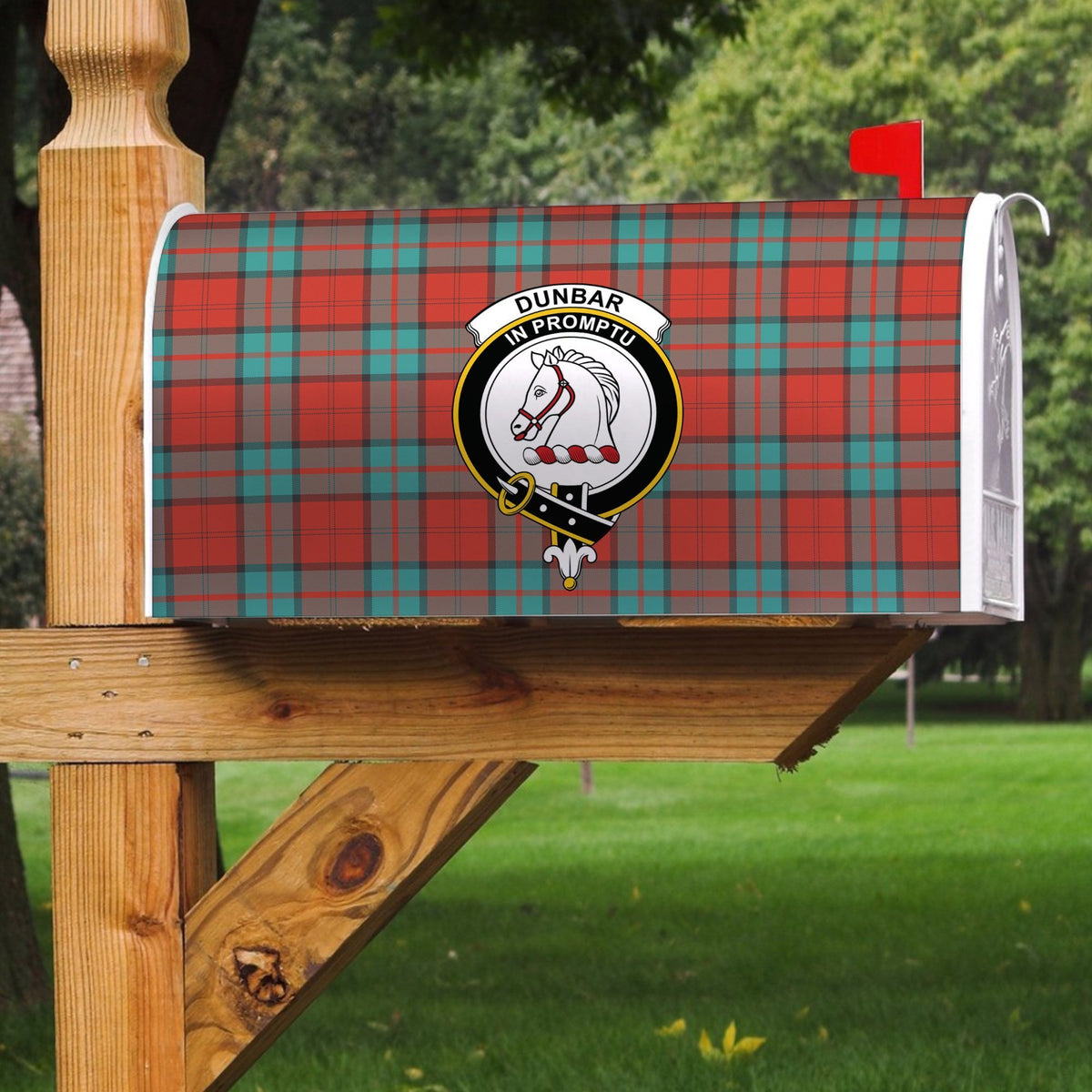 Dunbar Ancient Tartan Crest Mailbox