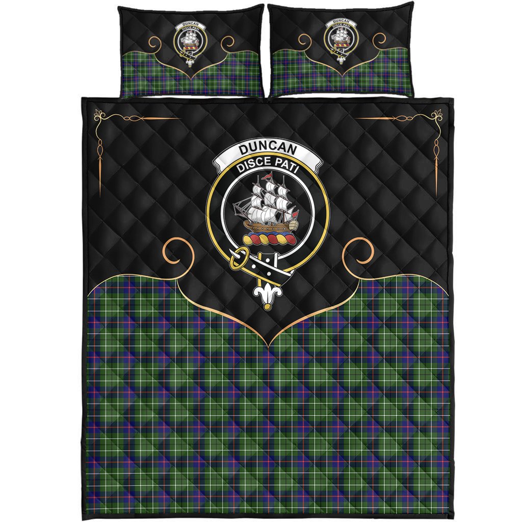 Duncan Modern Tartan Crest Quilt Bed Set