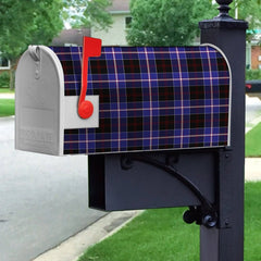 Dunlop Modern Tartan Crest Mailbox