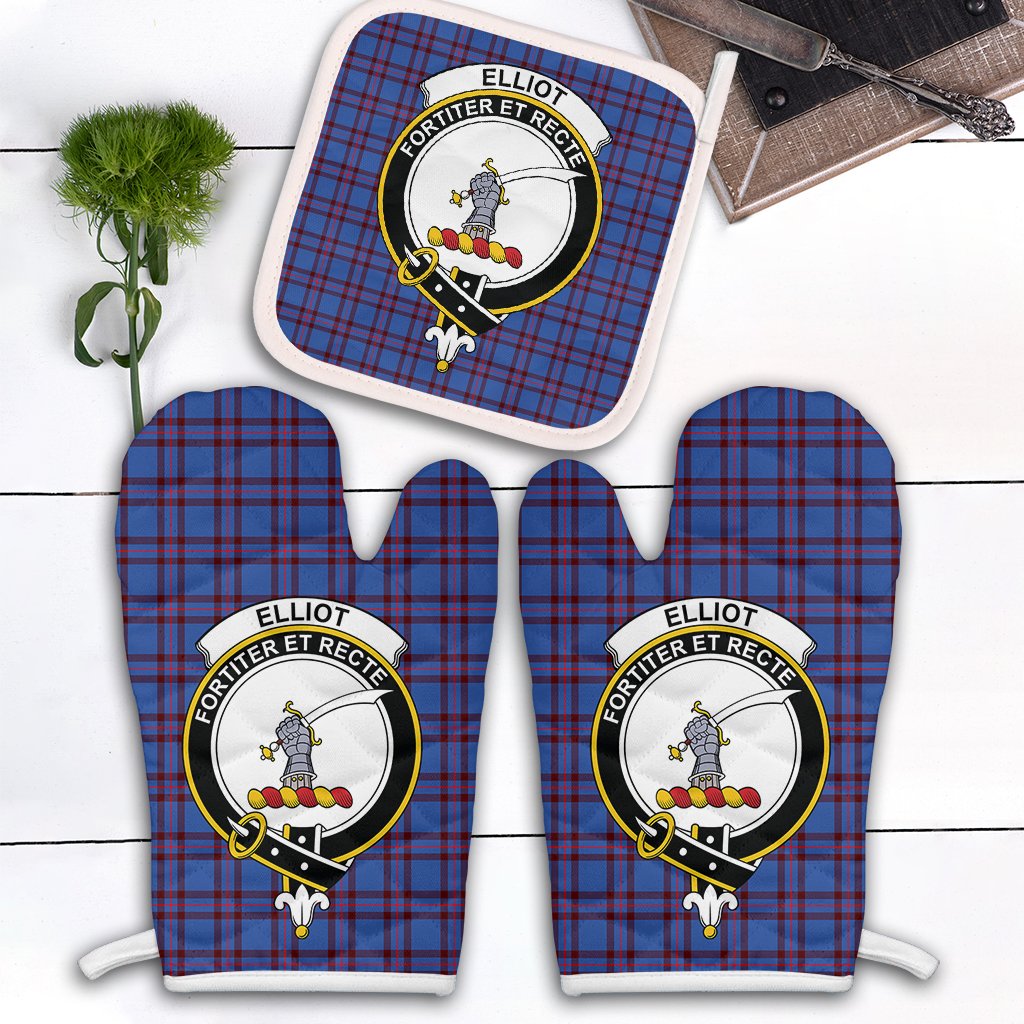 Elliot Modern Tartan Crest Oven Mitt And Pot Holder (2 Oven Mitts + 1 Pot Holder)