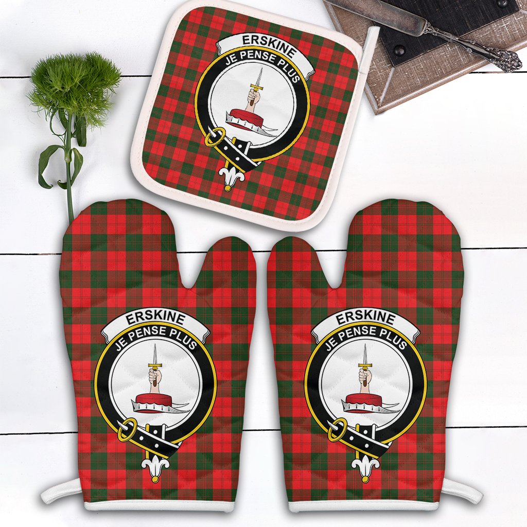 Erskine Modern Tartan Crest Oven Mitt And Pot Holder (2 Oven Mitts + 1 Pot Holder)