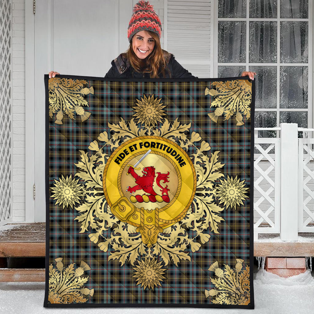Farquharson Weathered Tartan Crest Premium Quilt - Gold Thistle Style