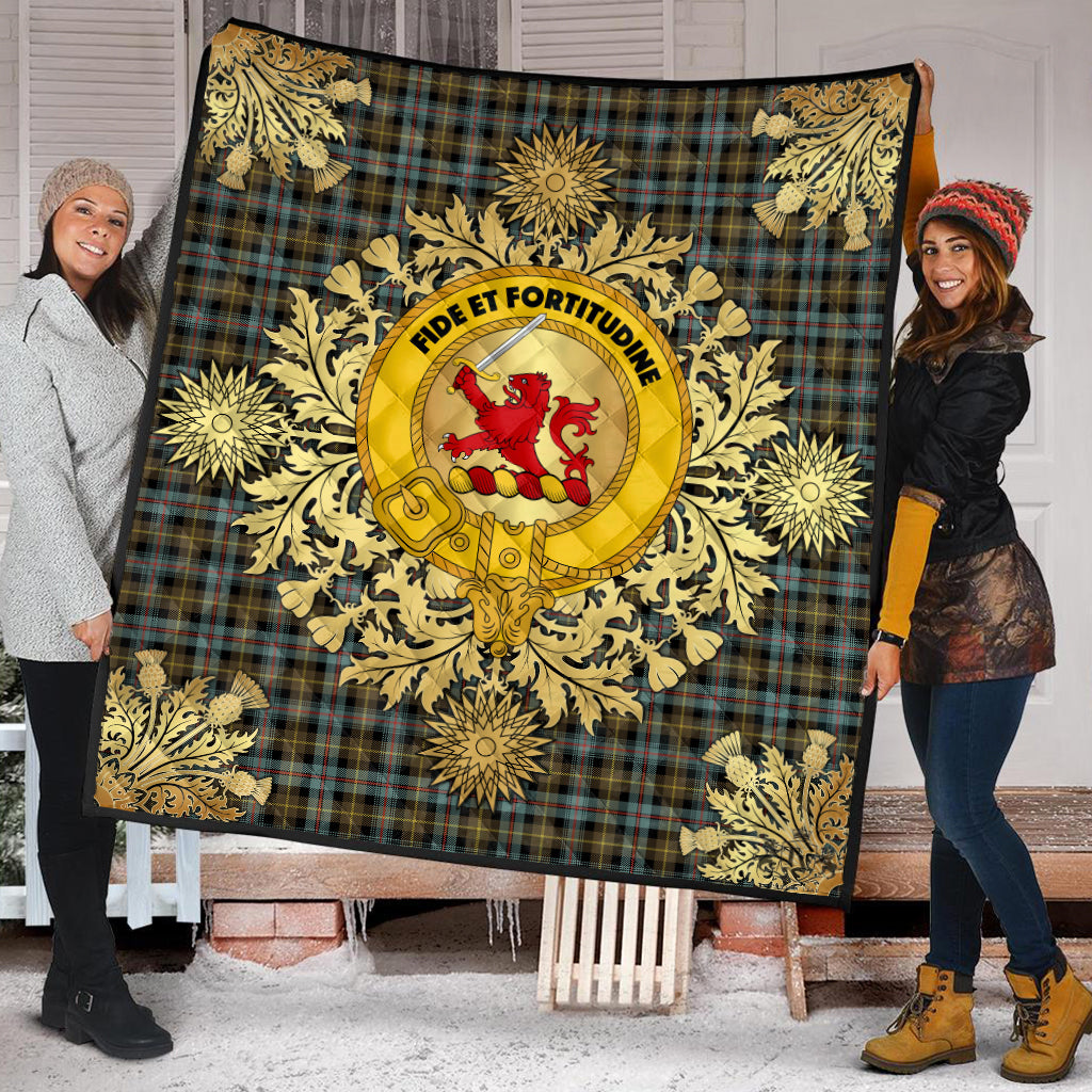 Farquharson Weathered Tartan Crest Premium Quilt - Gold Thistle Style
