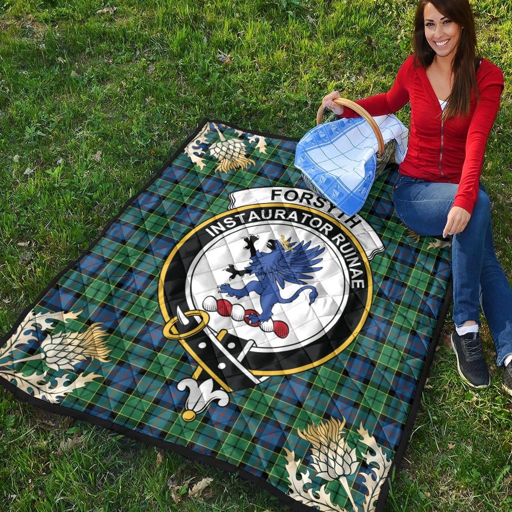 Forsyth Ancient Tartan Crest Premium Quilt - Gold Thistle Style