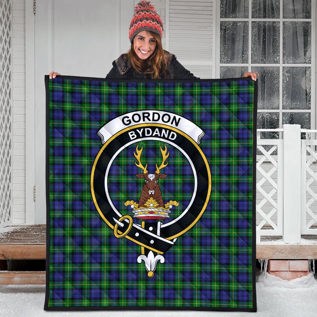 Gordon Modern Tartan Crest Quilt