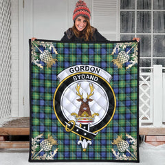 Gordon Old Ancient Tartan Crest Premium Quilt - Gold Thistle Style