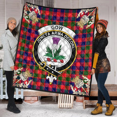 Gow of Skeoch Tartan Crest Premium Quilt - Gold Thistle Style