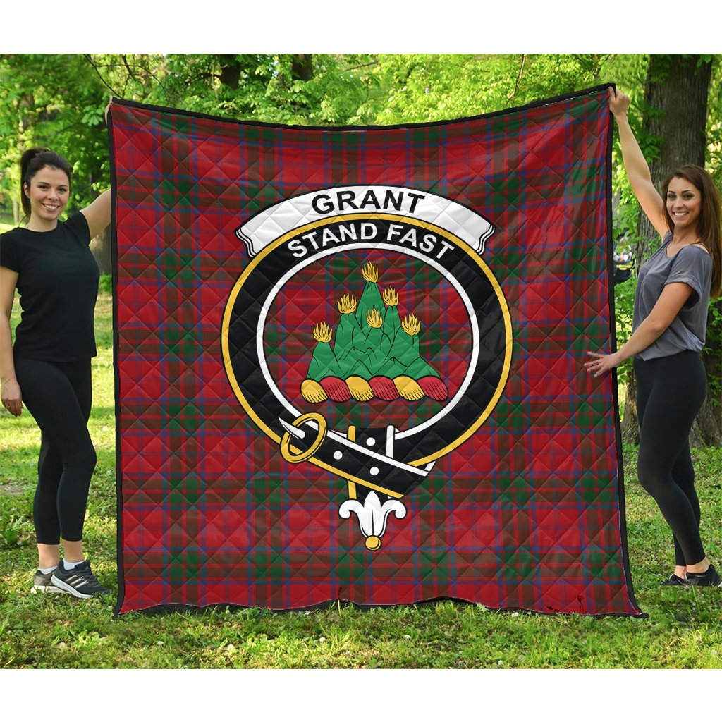 Grant (Vestiarium Scoticum) Tartan Crest Quilt