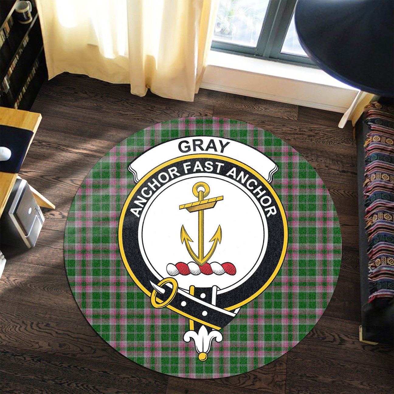 Gray Hunting Tartan Crest Round Rug