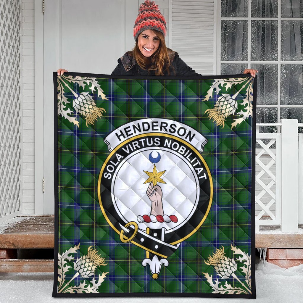 Henderson Modern Tartan Crest Premium Quilt - Gold Thistle Style