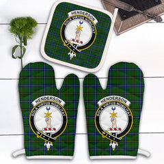 Henderson Modern Tartan Crest Oven Mitt And Pot Holder (2 Oven Mitts + 1 Pot Holder)