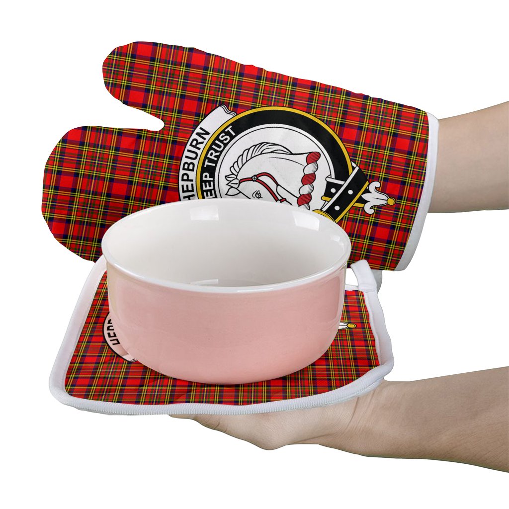 Hepburn Tartan Crest Oven Mitt And Pot Holder (2 Oven Mitts + 1 Pot Holder)