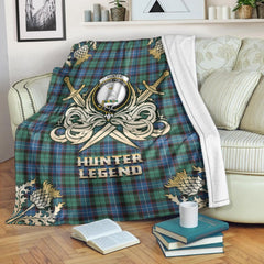 Hunter Ancient Tartan Gold Courage Symbol Blanket