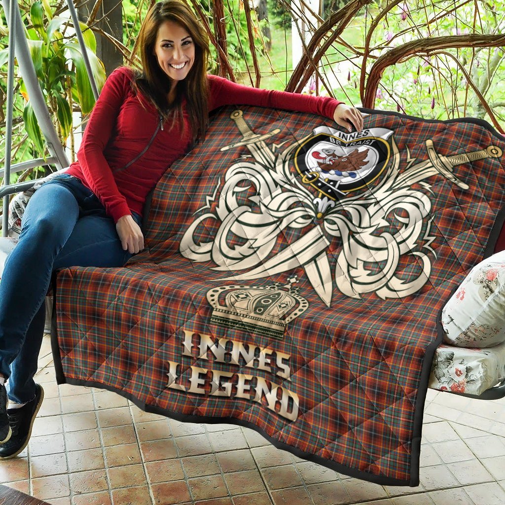 Innes Ancient Tartan Crest Legend Gold Royal Premium Quilt