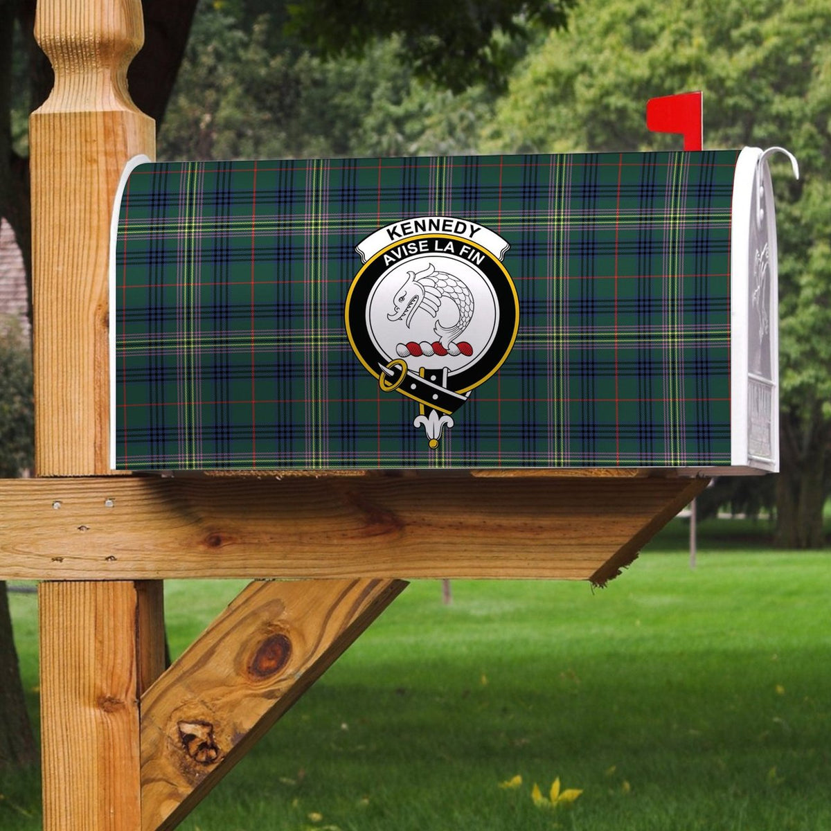 Kennedy Modern Tartan Crest Mailbox