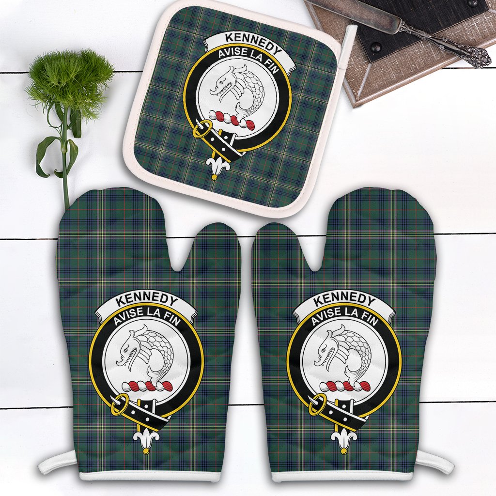 Kennedy Modern Tartan Crest Oven Mitt And Pot Holder (2 Oven Mitts + 1 Pot Holder)