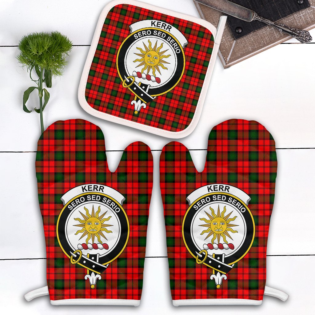 Kerr Modern Tartan Crest Oven Mitt And Pot Holder (2 Oven Mitts + 1 Pot Holder)