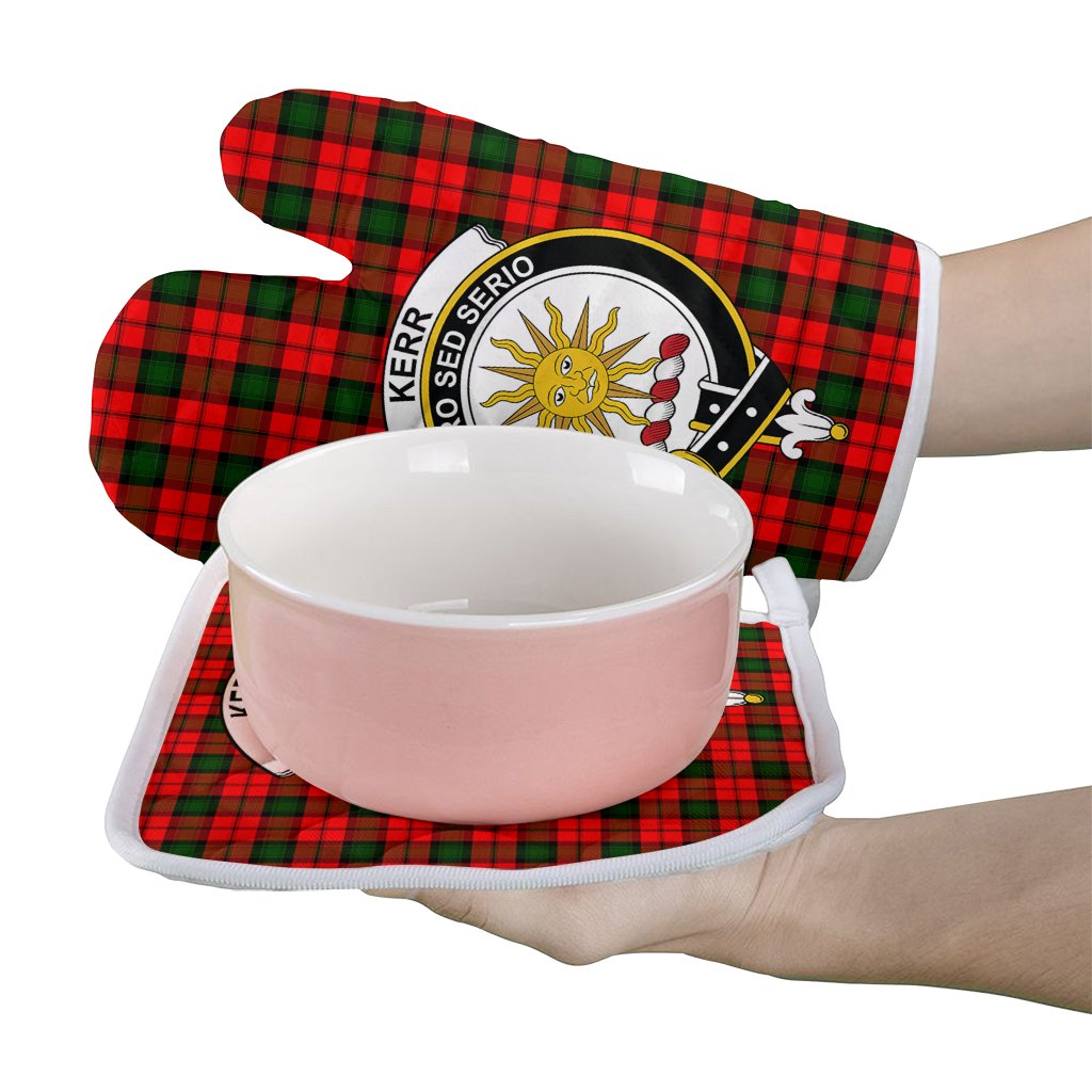 Kerr Modern Tartan Crest Oven Mitt And Pot Holder (2 Oven Mitts + 1 Pot Holder)