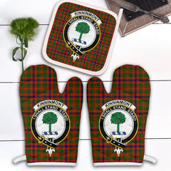 Kinninmont Tartan Crest Oven Mitt And Pot Holder (2 Oven Mitts + 1 Pot Holder)