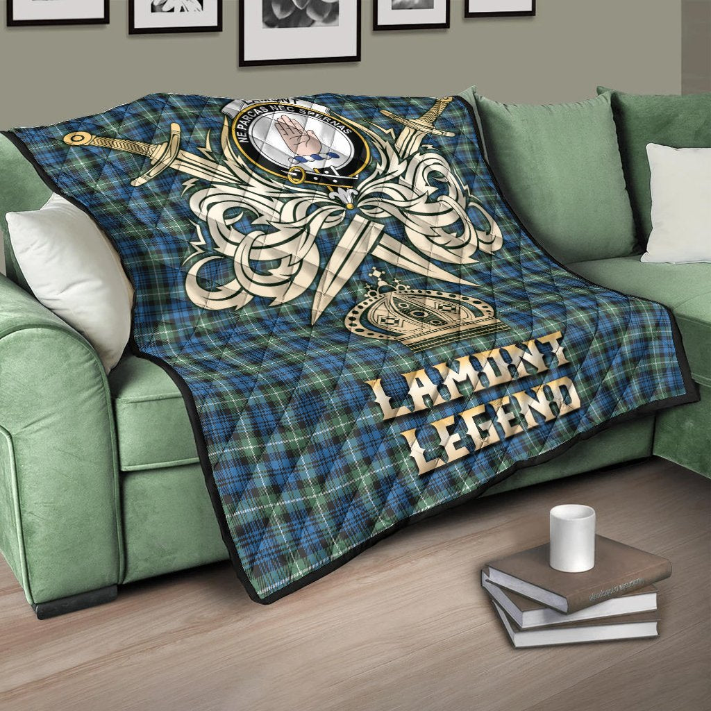Lamont Ancient Tartan Crest Legend Gold Royal Premium Quilt