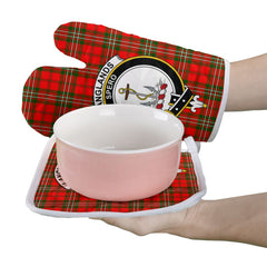 Langlands Tartan Crest Oven Mitt And Pot Holder (2 Oven Mitts + 1 Pot Holder)