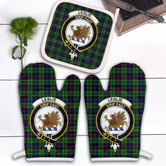 Leslie Hunting Tartan Crest Oven Mitt And Pot Holder (2 Oven Mitts + 1 Pot Holder)