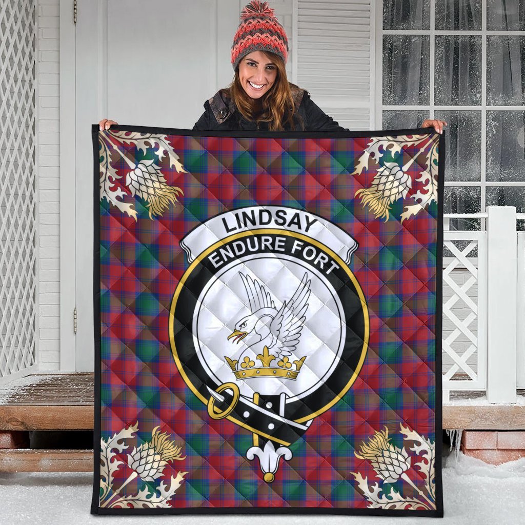 Lindsay Modern Tartan Crest Premium Quilt - Gold Thistle Style