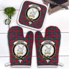 Lindsay Modern Tartan Crest Oven Mitt And Pot Holder (2 Oven Mitts + 1 Pot Holder)