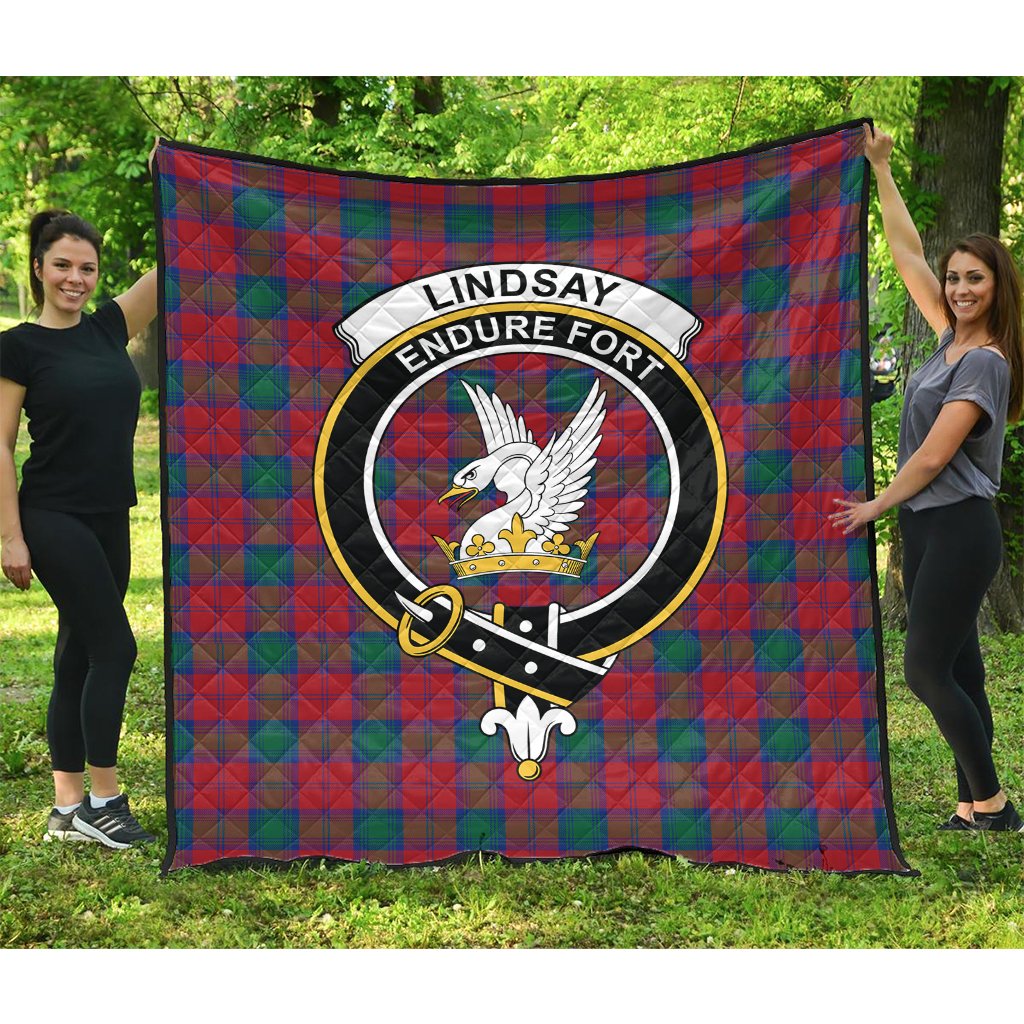 Lindsay Modern Tartan Crest Quilt