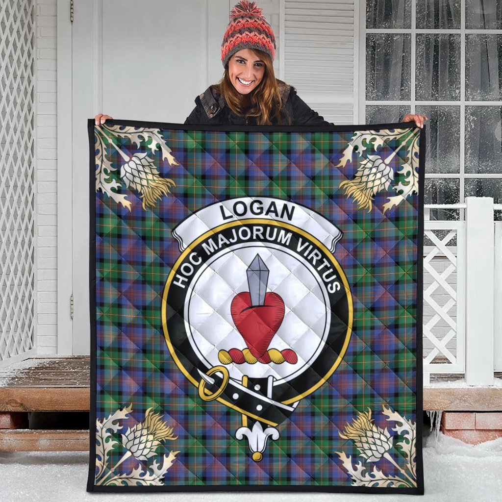 Logan Ancient Tartan Crest Premium Quilt - Gold Thistle Style