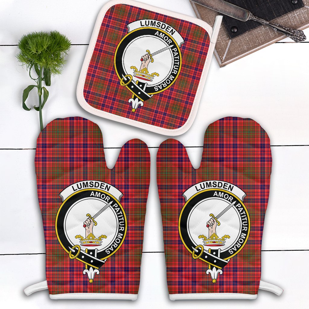 Lumsden Modern Tartan Crest Oven Mitt And Pot Holder (2 Oven Mitts + 1 Pot Holder)