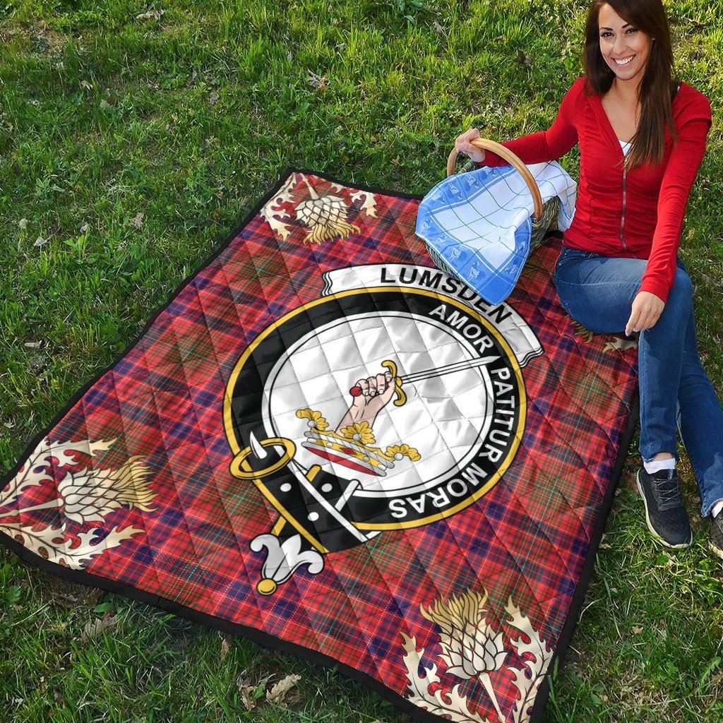 Lumsden Modern Tartan Crest Premium Quilt - Gold Thistle Style