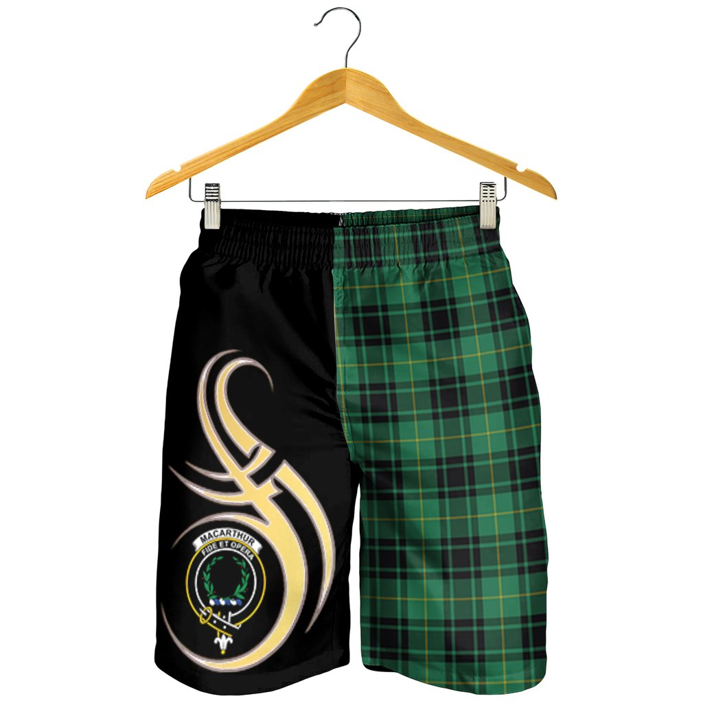 MacArthur Ancient Tartan Crest Men's Short PM8