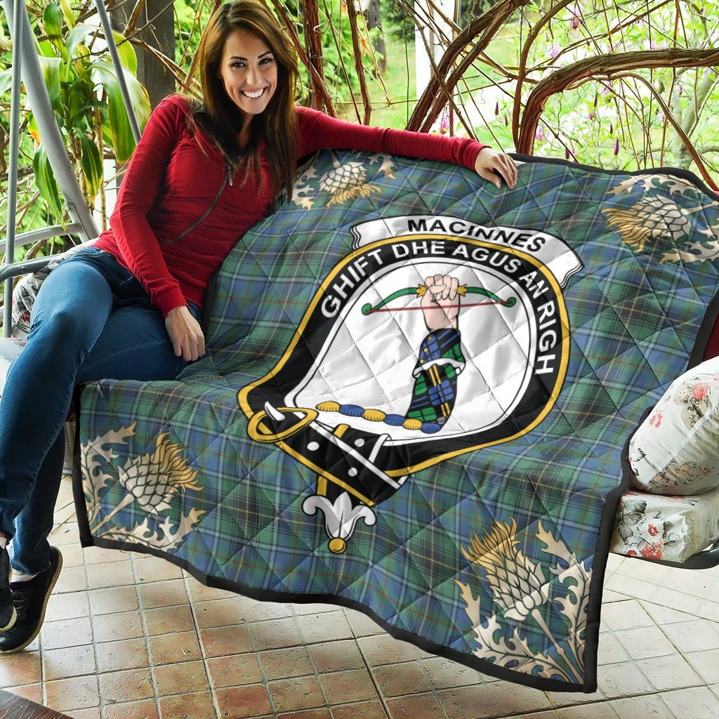 MacInnes Ancient Tartan Crest Premium Quilt - Gold Thistle Style