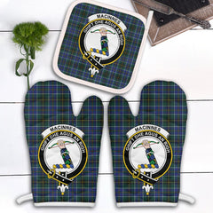 MacInnes Modern Tartan Crest Oven Mitt And Pot Holder (2 Oven Mitts + 1 Pot Holder)