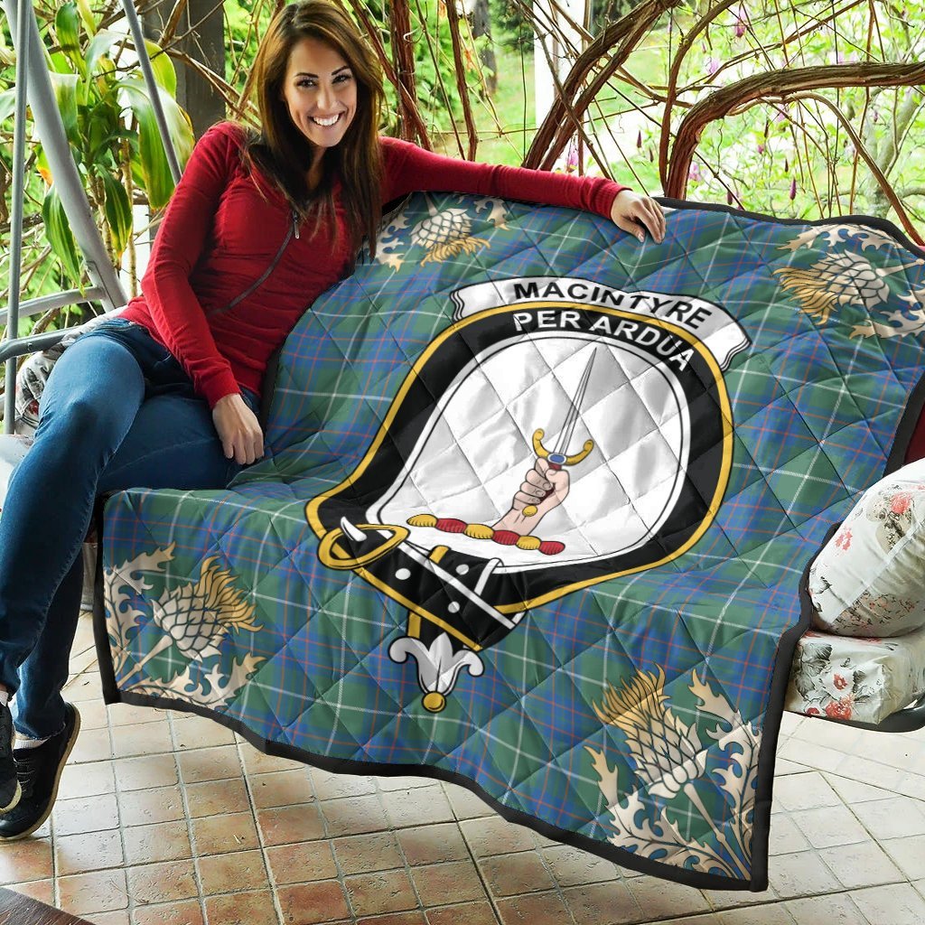 MacIntyre Hunting Ancient Tartan Crest Premium Quilt - Gold Thistle Style