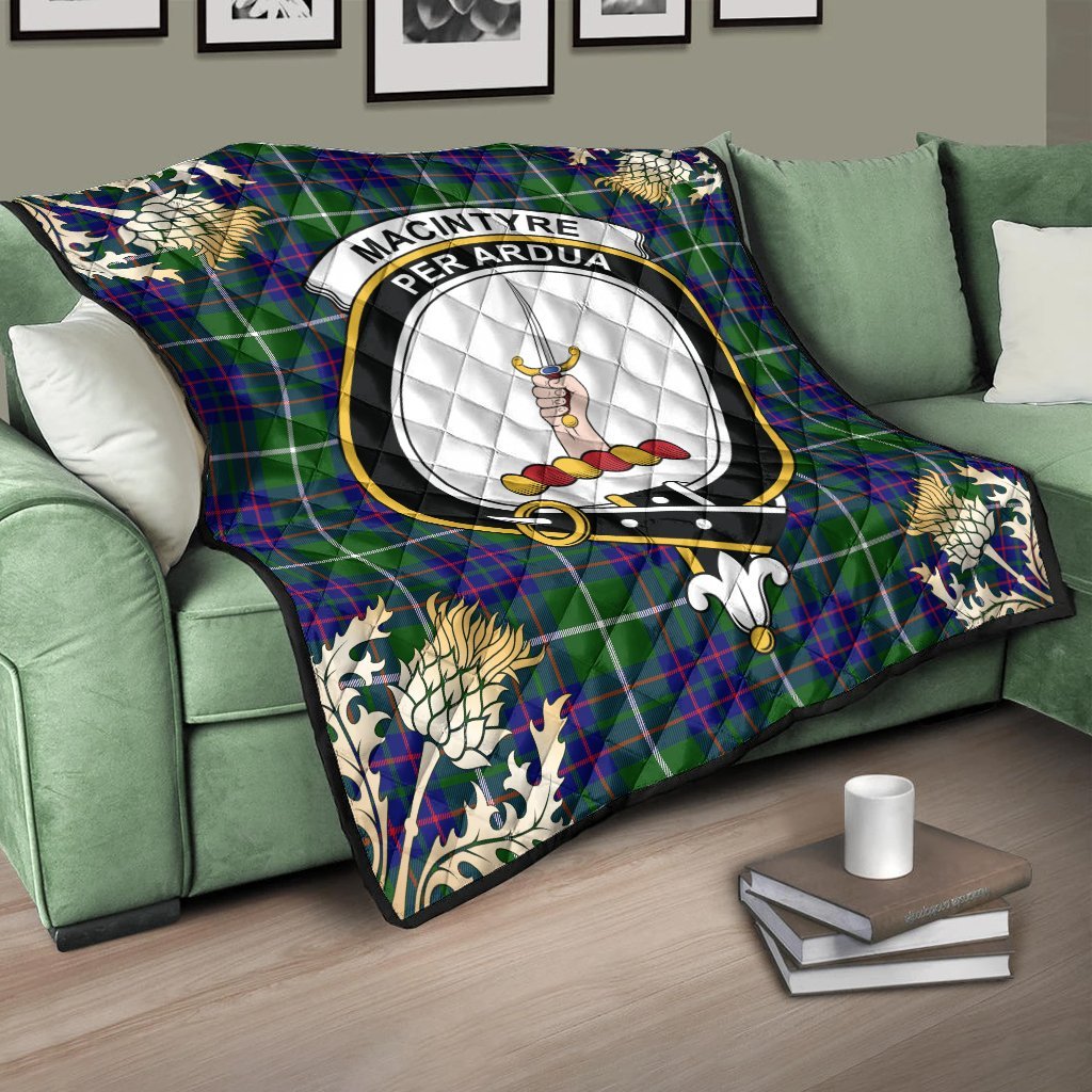 MacIntyre Hunting Modern Tartan Crest Premium Quilt - Gold Thistle Style