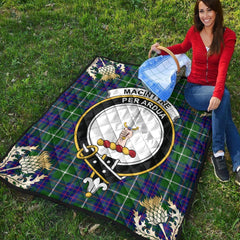 MacIntyre Hunting Modern Tartan Crest Premium Quilt - Gold Thistle Style