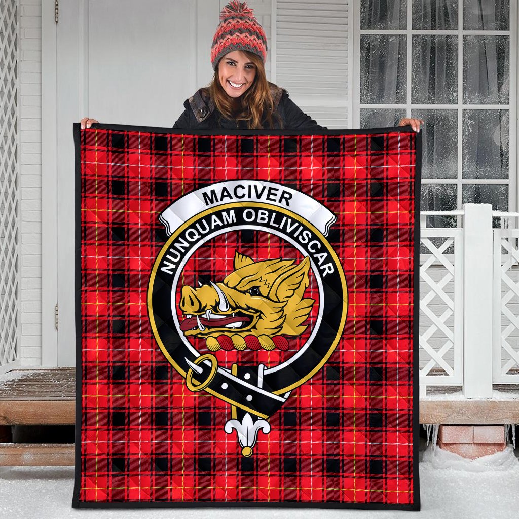 MacIver Modern Tartan Crest Quilt