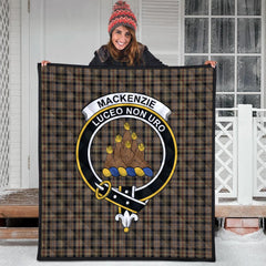 MacKenzie Hunting Tartan Crest Quilt