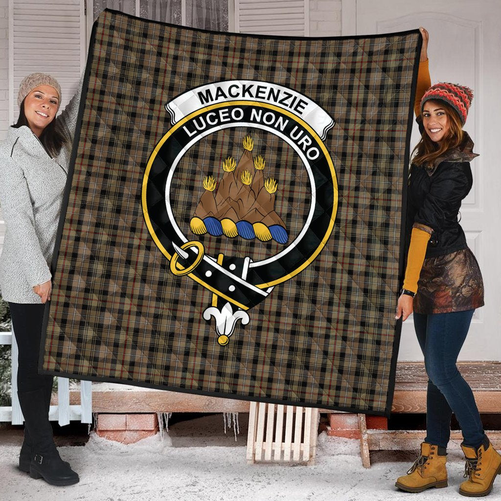 MacKenzie Hunting Tartan Crest Quilt