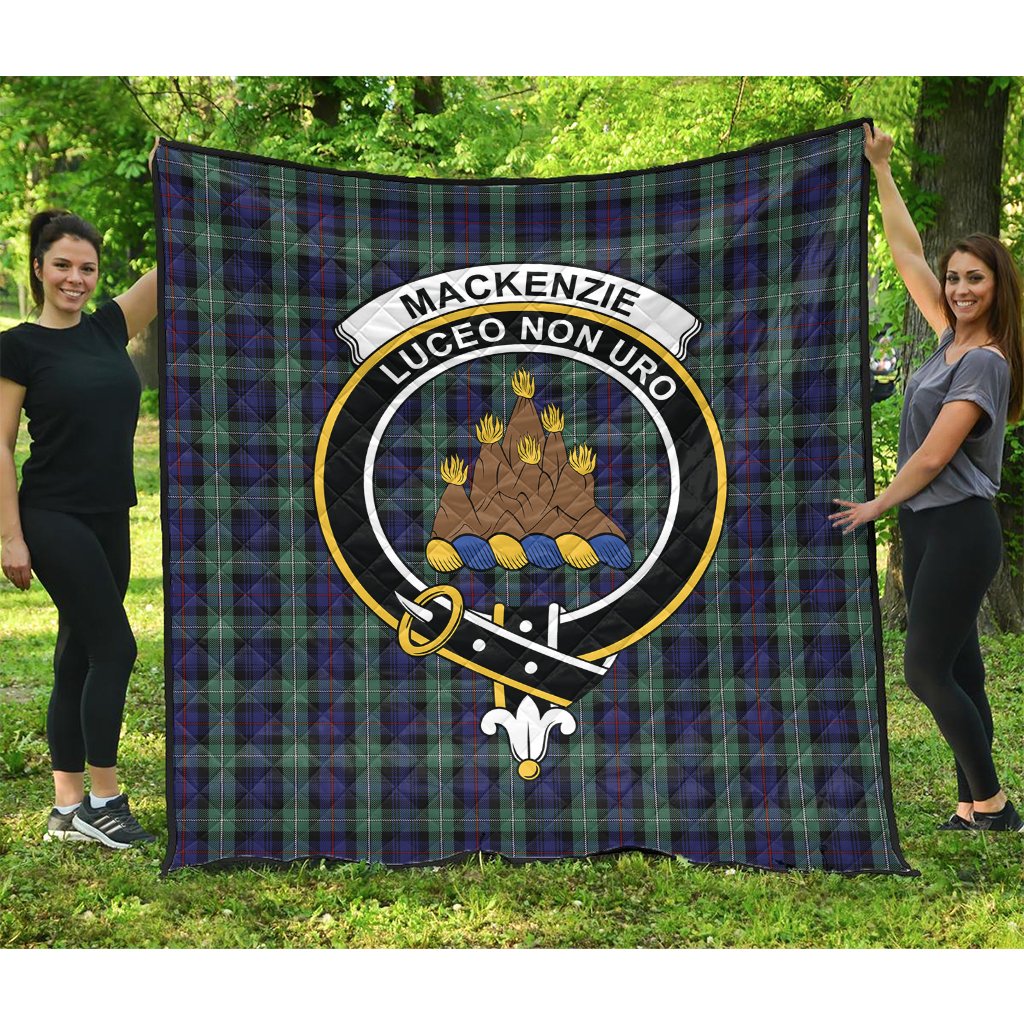 MacKenzie Hunting Green Tartan Crest Quilt