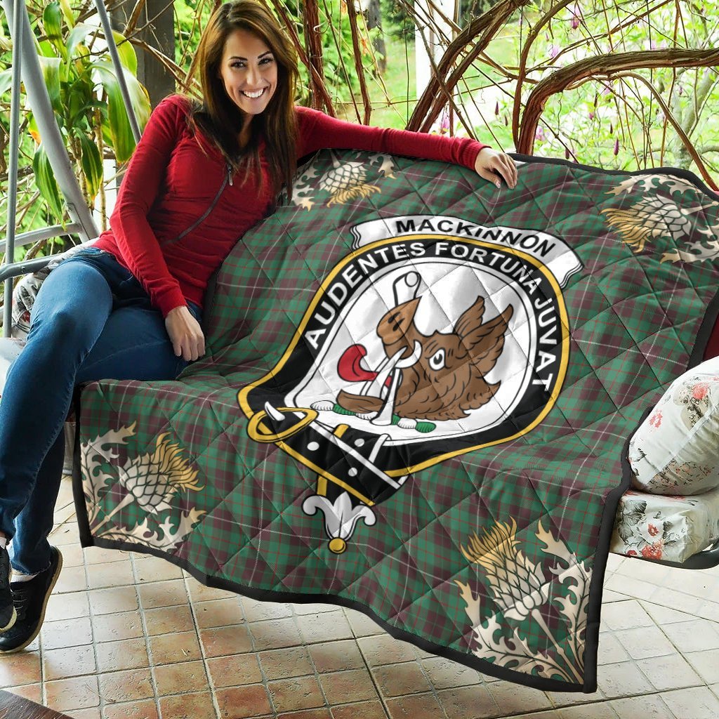 MacKinnon Hunting Ancient Tartan Crest Premium Quilt - Gold Thistle Style