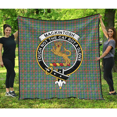 MacKintosh Hunting Ancient Tartan Crest Quilt