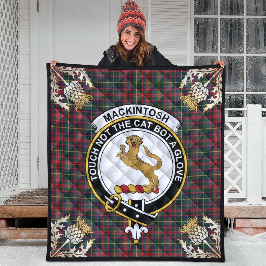 MacKintosh Hunting Modern Tartan Crest Premium Quilt - Gold Thistle Style